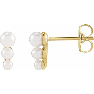 14K Graduated Cultured White Freshwater Pearl Studs