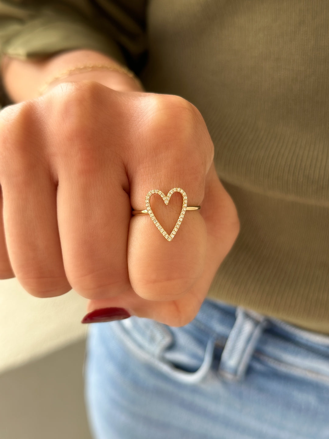 14K 1/10 CTW Natural Diamond Open Heart Ring