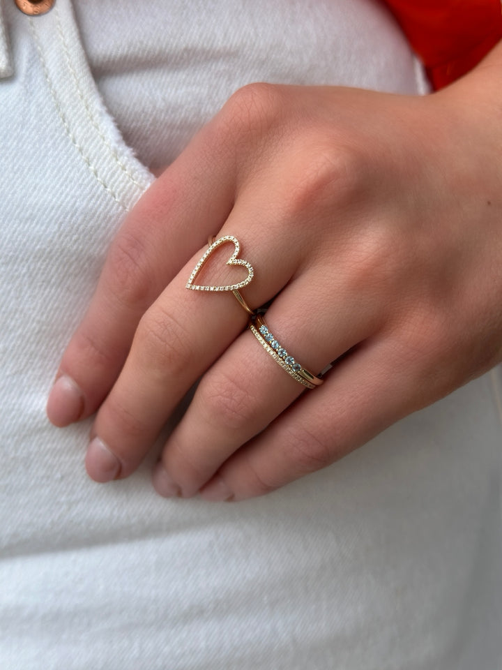 14K 1/10 CTW Natural Diamond Open Heart Ring