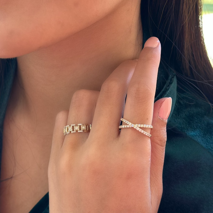 14K 1/2 CTW Diamond Criss-Cross Ring
