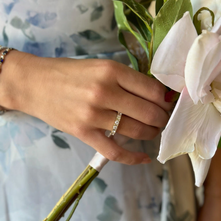 14K Alternating Round &amp; Baguette Diamond Anniversary Ring