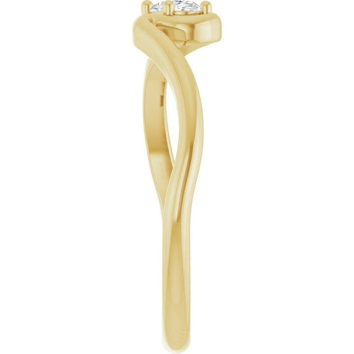 14K Diamond Solitaire Freeform Ring