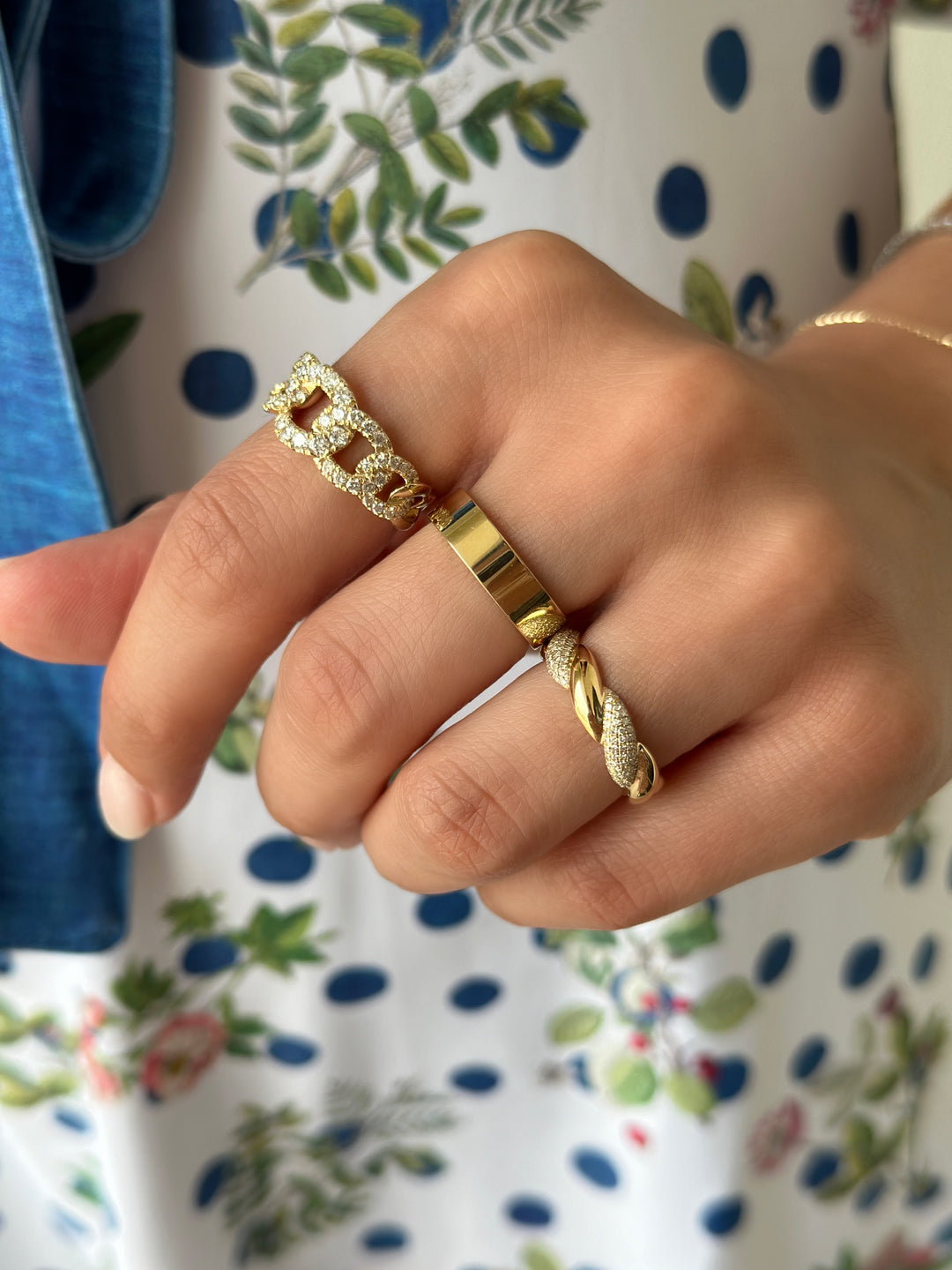14K Flat Ultra-Light Band