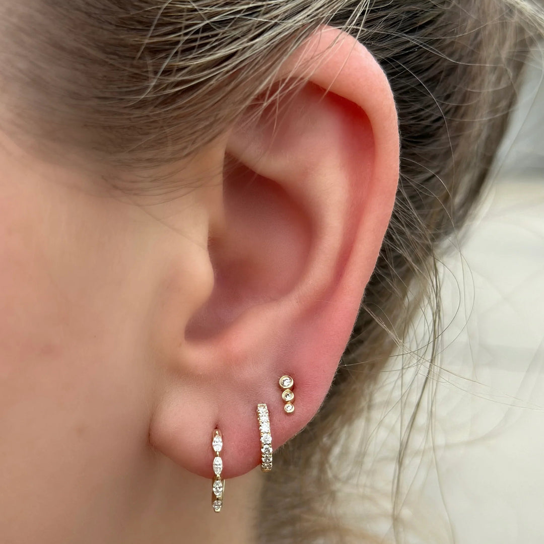 14K Graduated Diamond Stud
