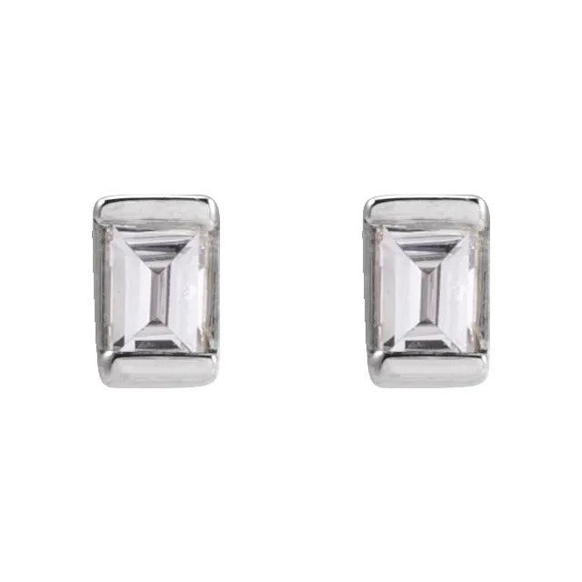 14K Straight Baguette Diamond Stud