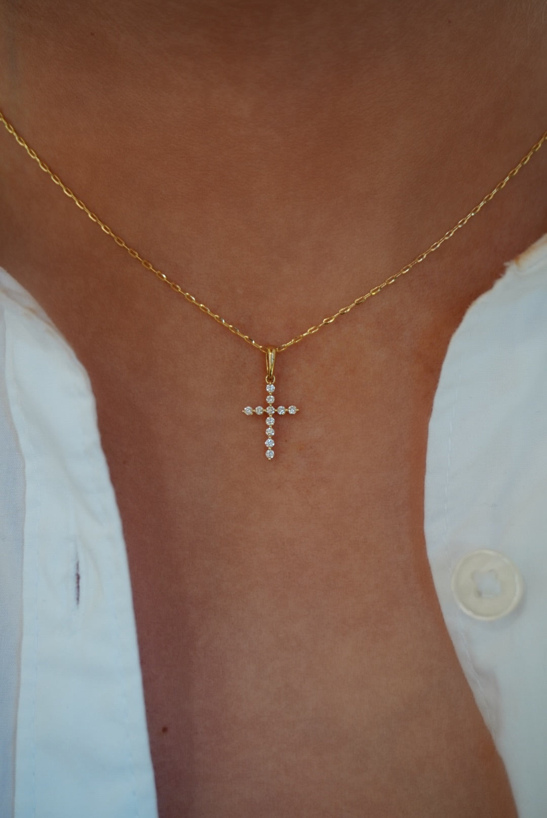 14KY 0.15 CTW Round Natural Diamond Cross Charm