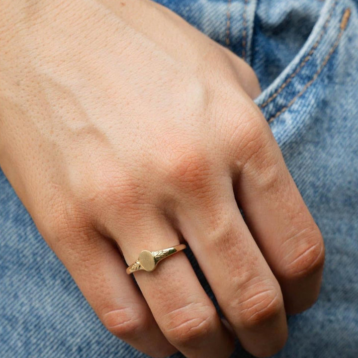 14K Engravable Wheat Pattern Signet Ring – On Hand