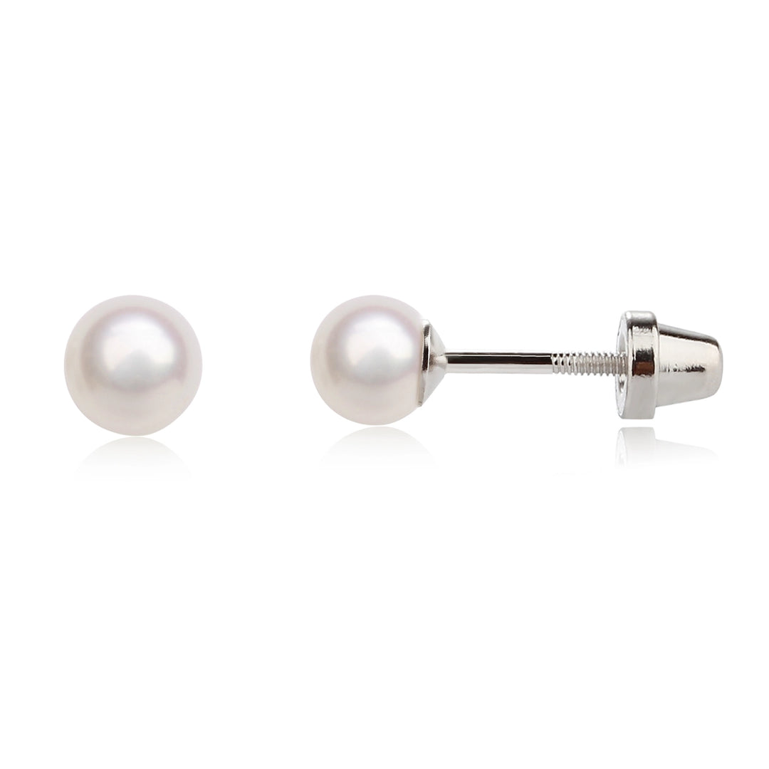 Classic Freshwater Pearl Studs