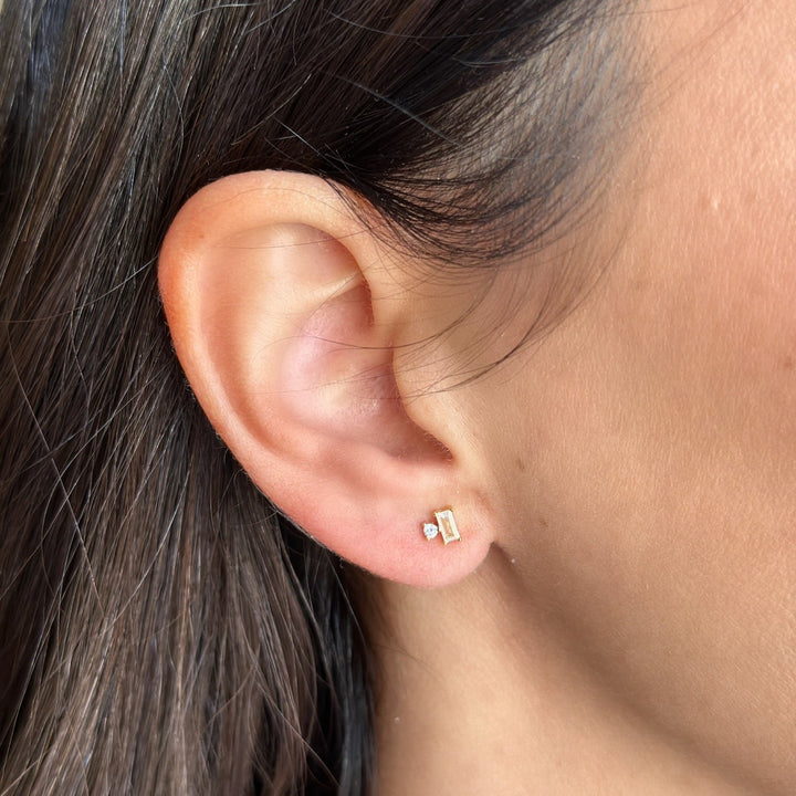 Baguette &amp; Round Stud