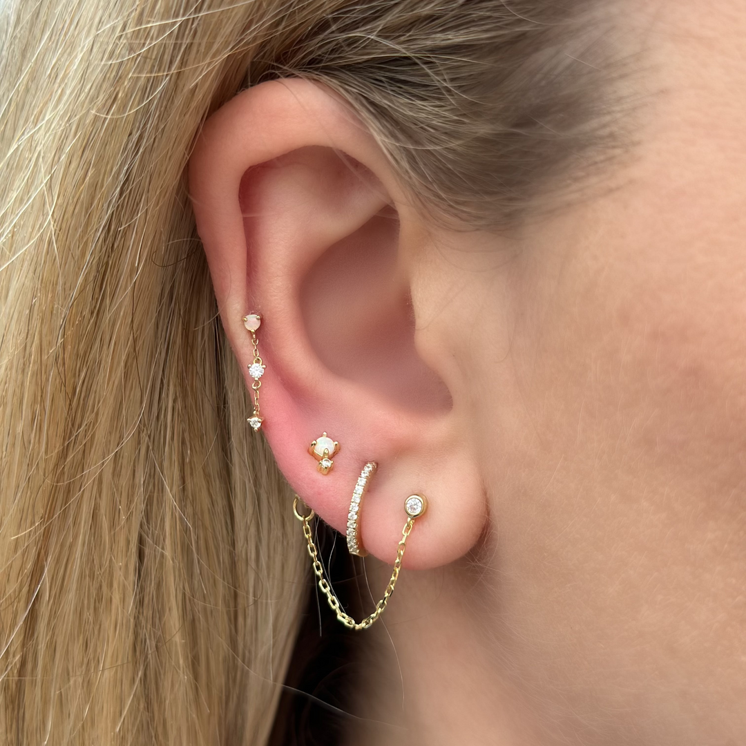 Bezel Chain Stud