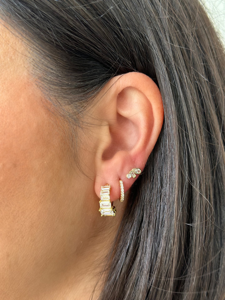 Bezel Trio Stud