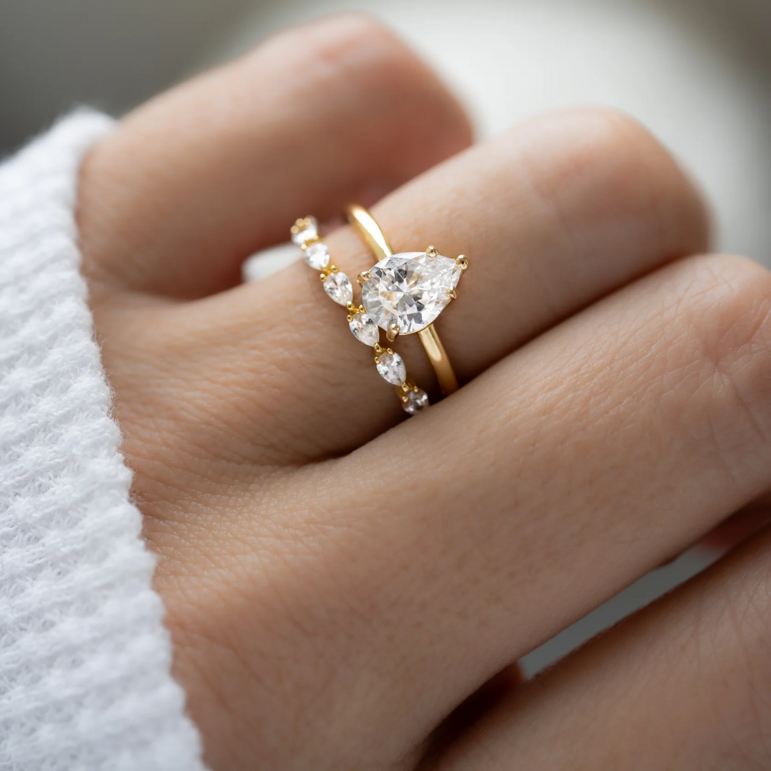 Chasing Pear Stack Ring