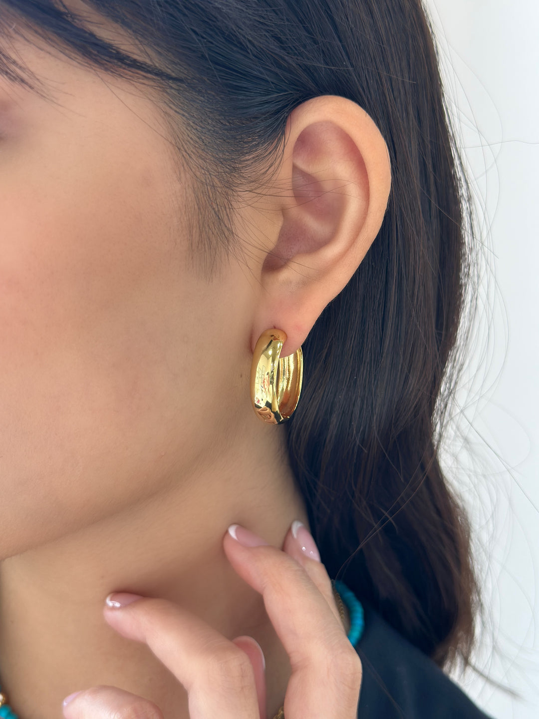 Chubby Huggie Hoops