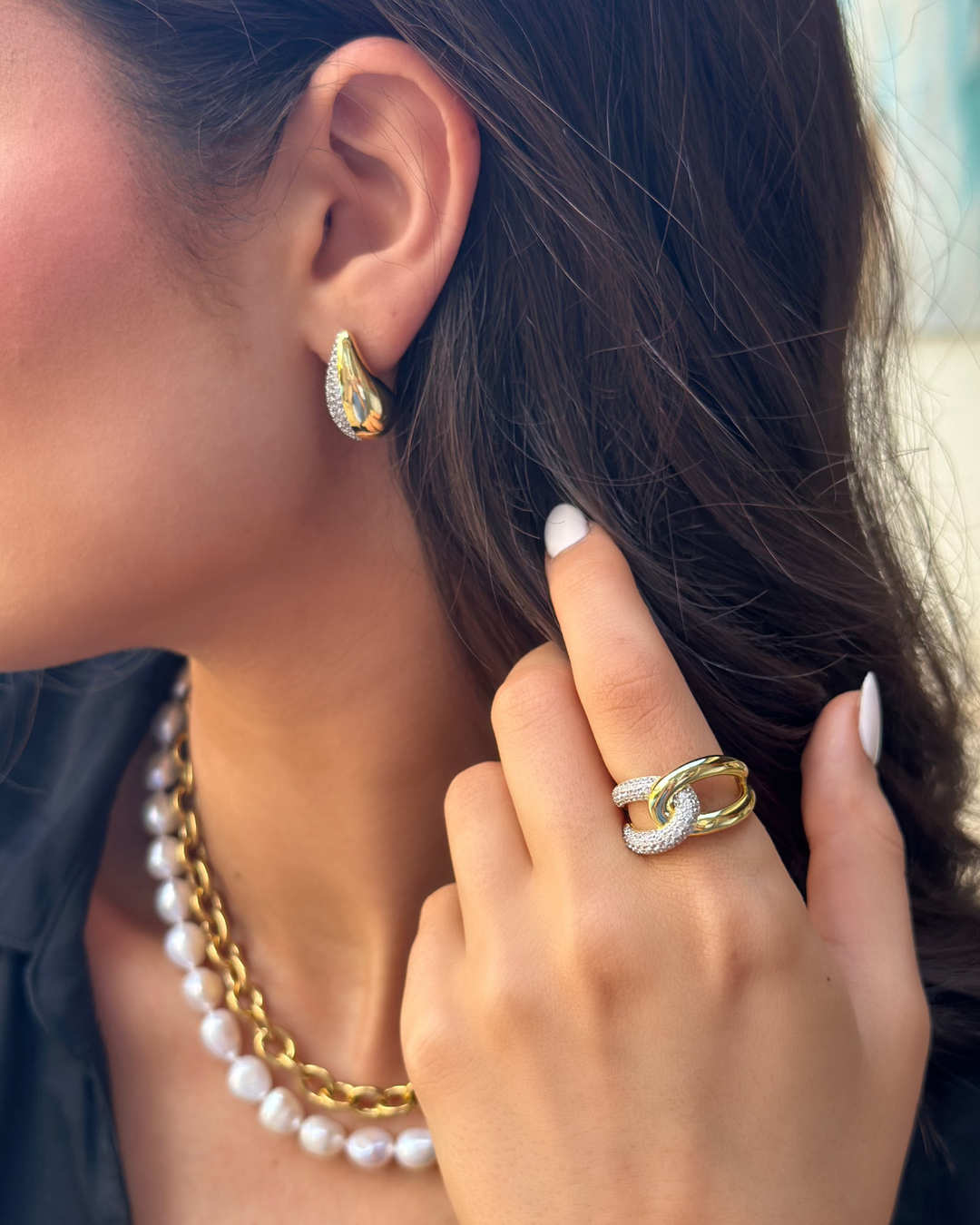 Two-Tone Loop Ring