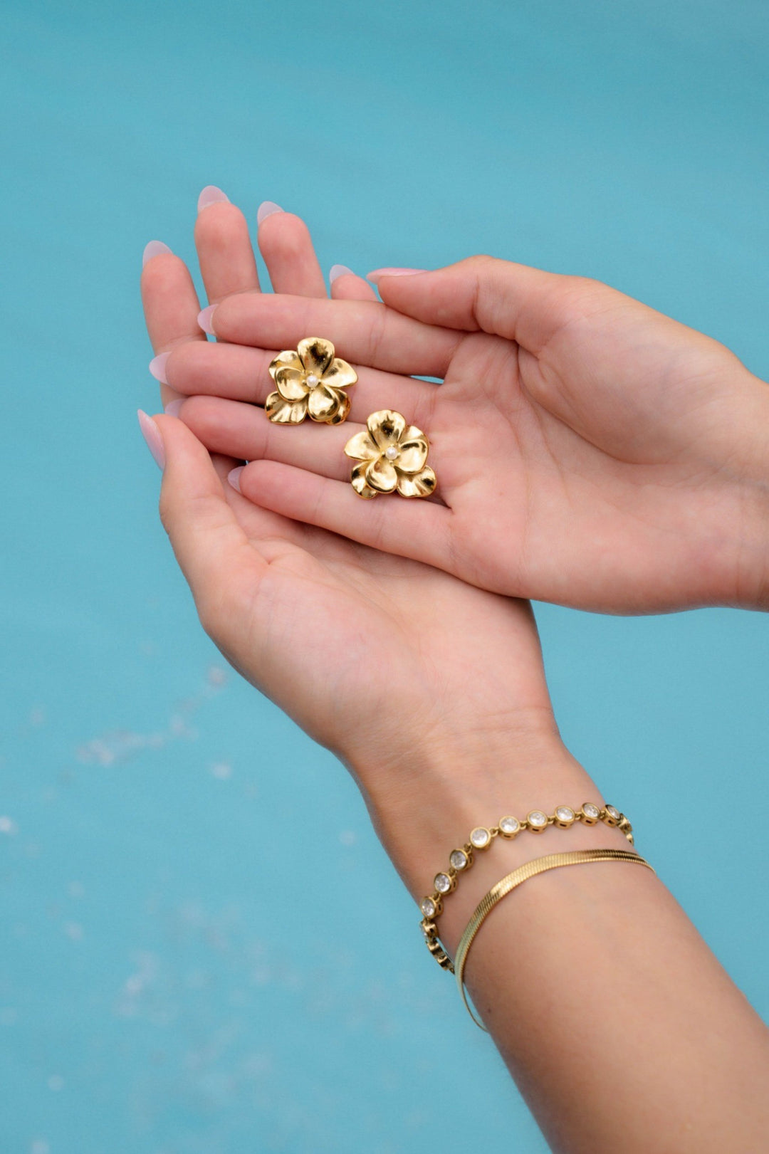 Pearl Flora Earrings