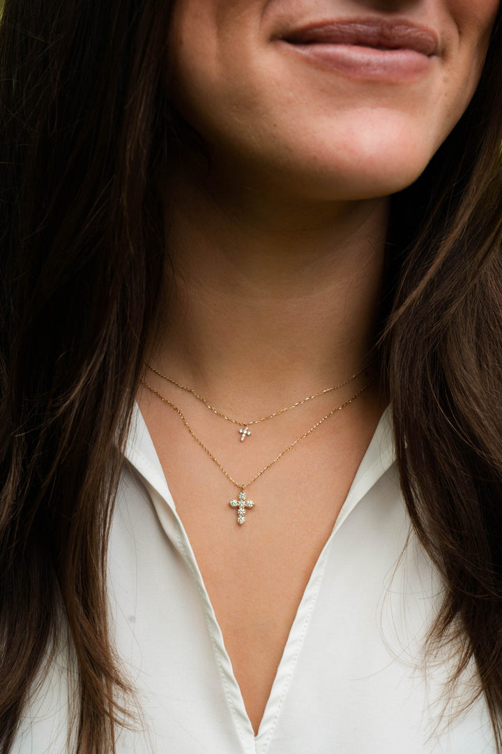 14KY .55 CTW Shared Prong Diamond Cross Necklace