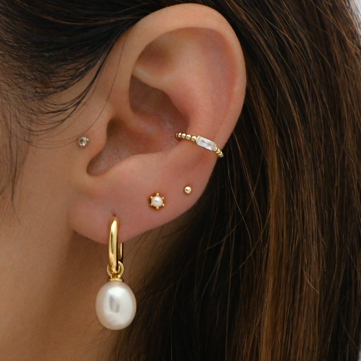 Dainty Pearl Stud