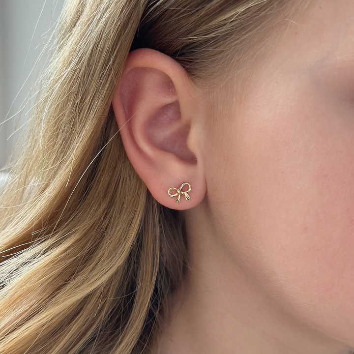 14K Bow Studs
