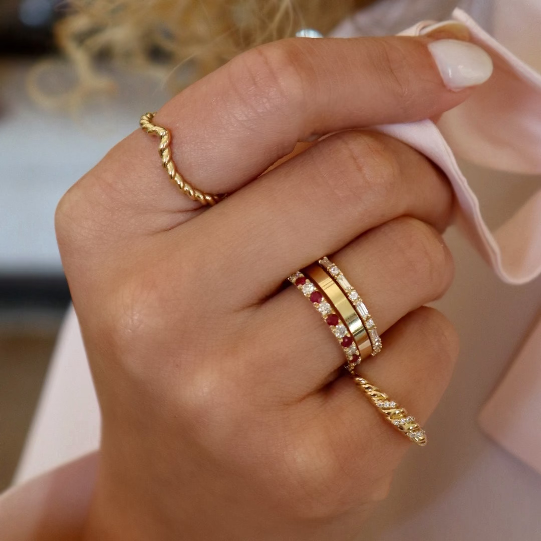 14K Flat Ultra-Light Band