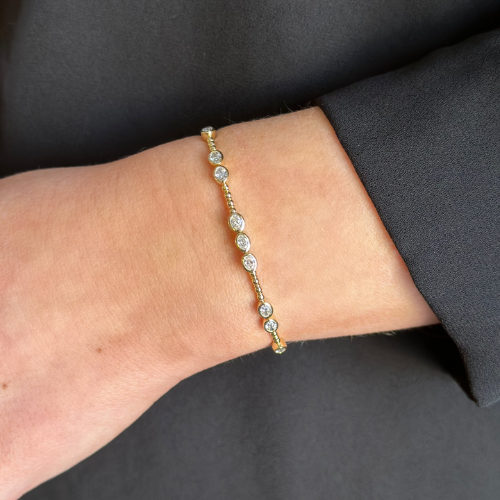 14K Oval Bezel Diamond Flex Bangle