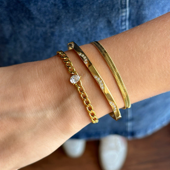 Nic Herringbone Chain Bracelet