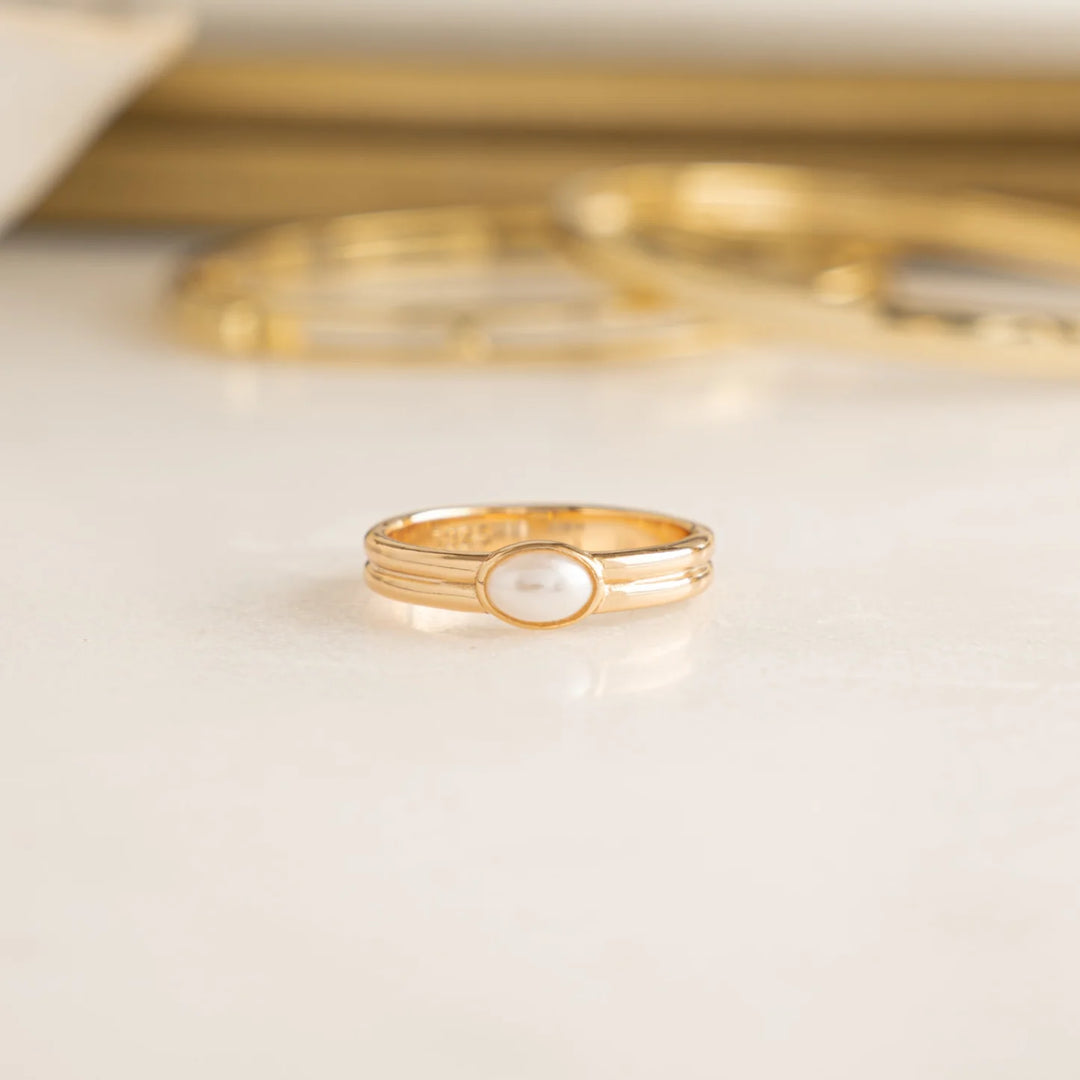 Oval Pearl Bezel Ring