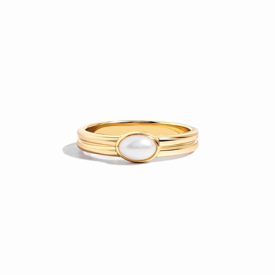Oval Pearl Bezel Ring