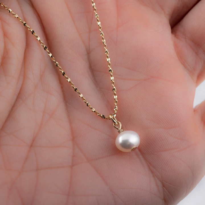 Pearl Pendant Necklace