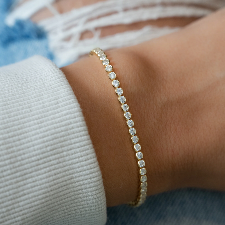 Half Bezel Round Tennis Bracelet