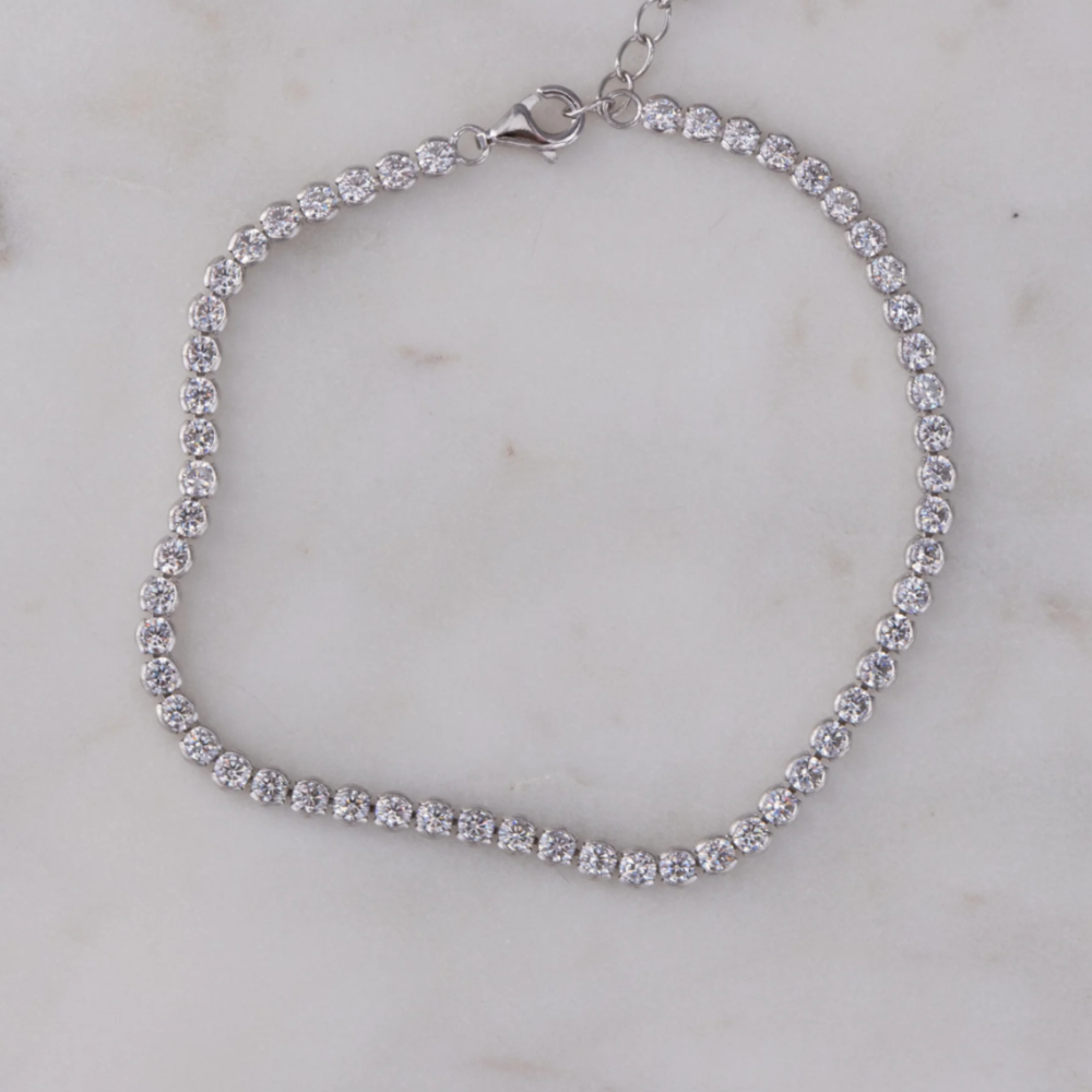 Half Bezel Round Tennis Bracelet