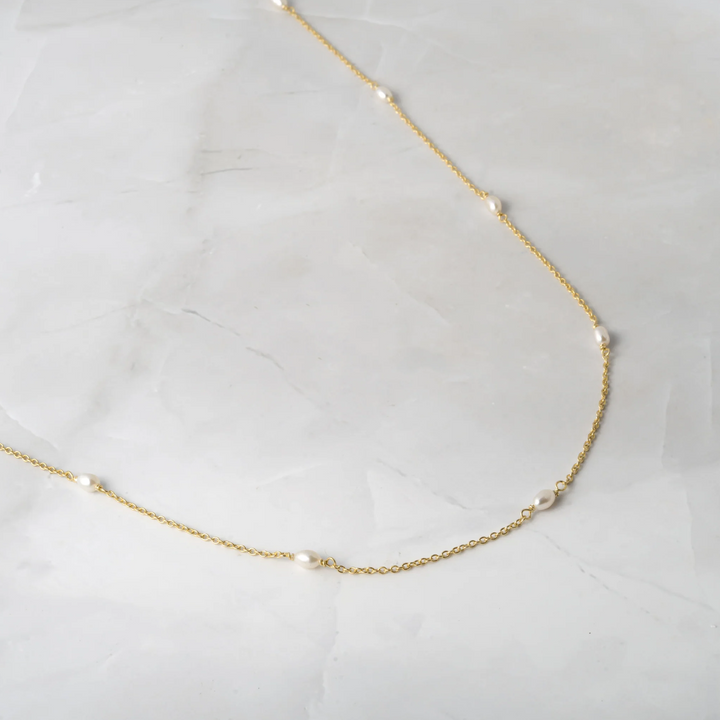 Dainty Beaded Pearl Necklace