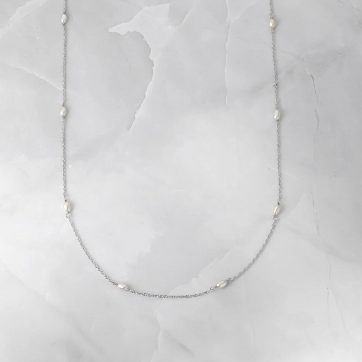 Dainty Beaded Pearl Necklace