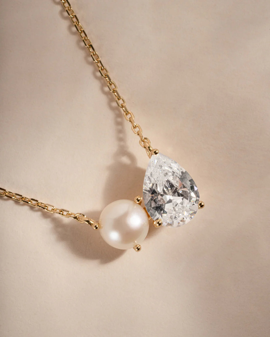 Toi et Moi Pearl Necklace