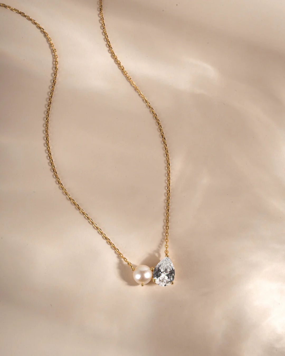 Toi et Moi Pearl Necklace