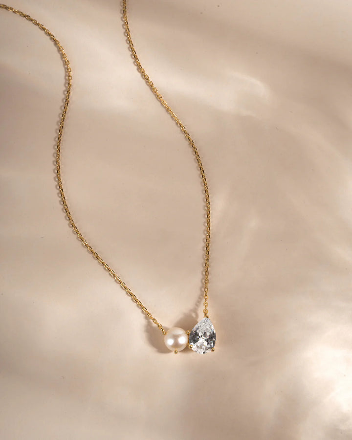 Toi et Moi Pearl Necklace