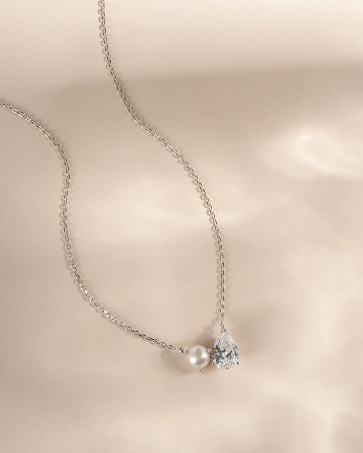 Toi et Moi Pearl Necklace