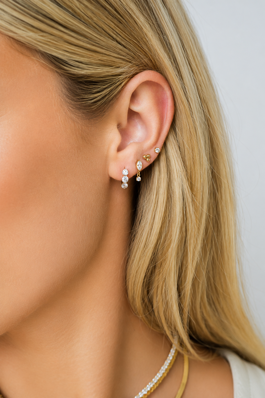 14K Bezel Diamond Flat Back Stud