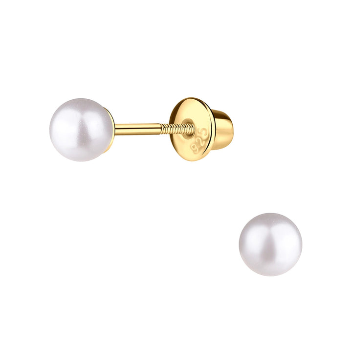 Classic Freshwater Pearl Studs