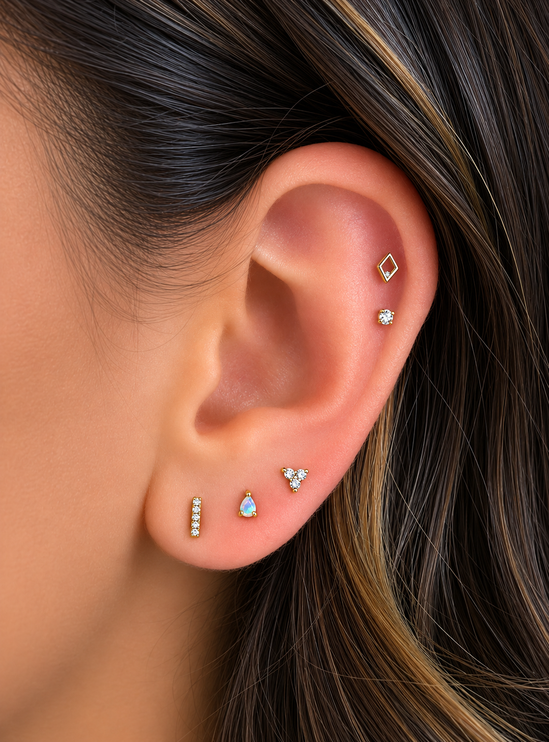 14K Round Lab Grown Diamond Flat Back (Larger)
