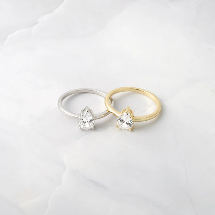 Pear Solitaire Travel Ring