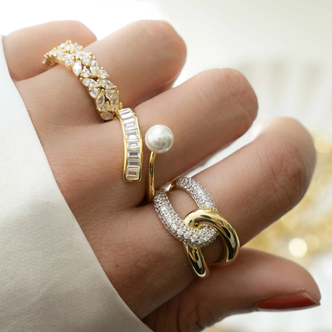 Two-Tone Loop Ring