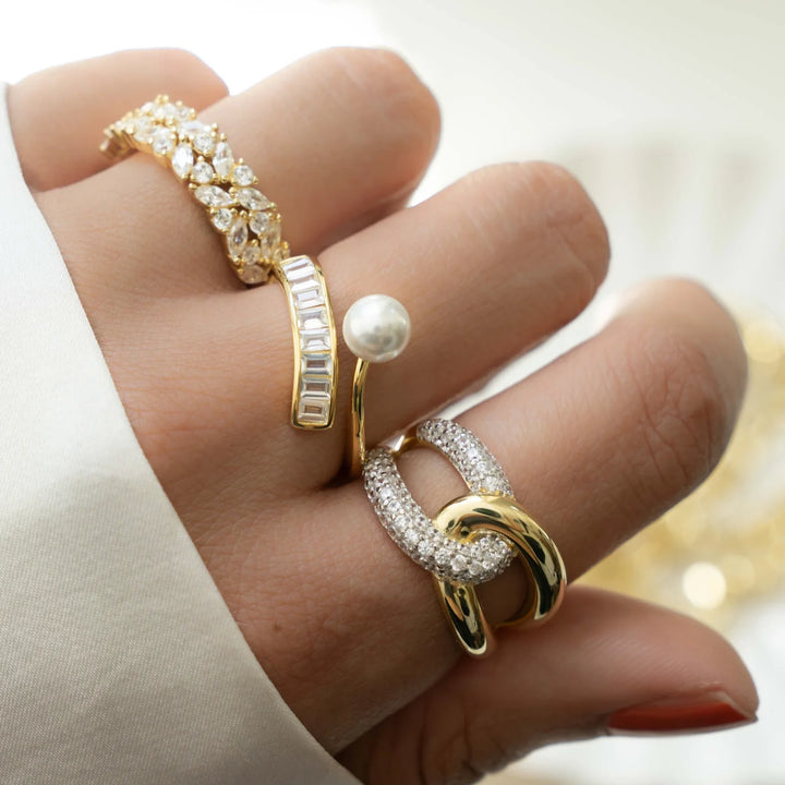 Two-Tone Loop Ring
