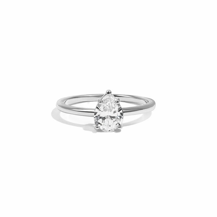 Pear Solitaire Travel Ring