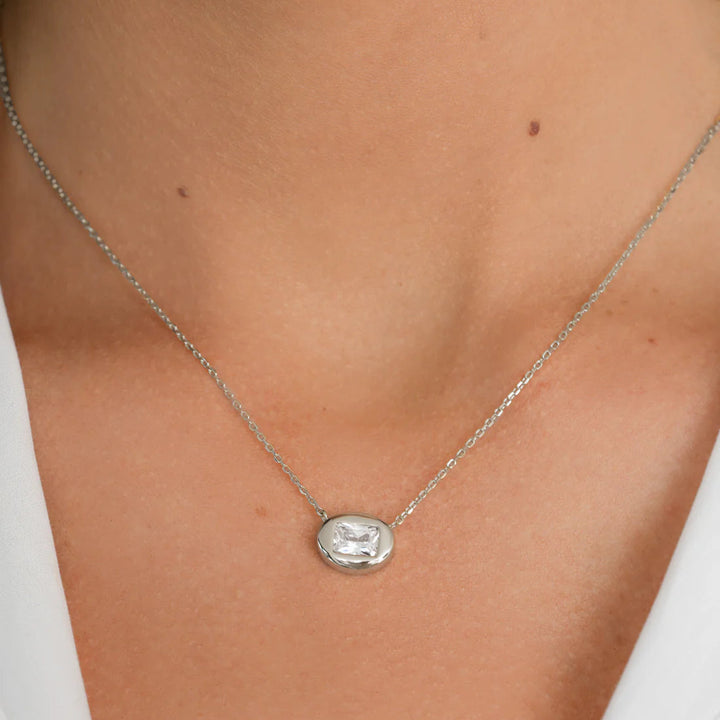 Bubble Bezel Baguette Necklace