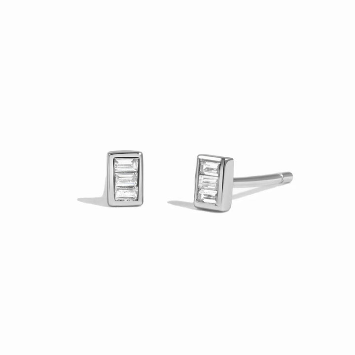 Tiny Baguette Stud