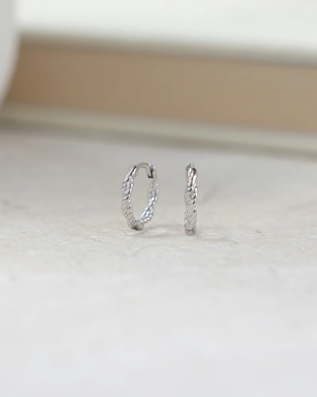 Tiny Twist Huggies