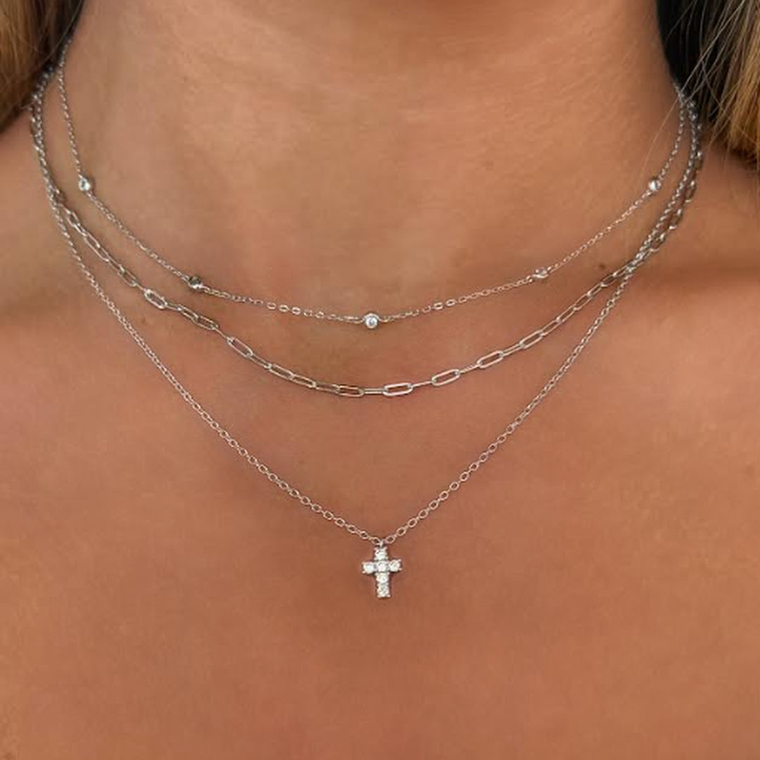 The Staple Necklace Stack On Model-Embark Fine Jewelry